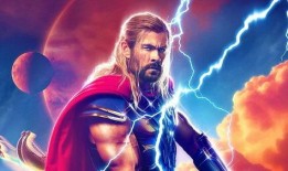 雷神电影爆料视频,爱与雷霆预告片揭秘：诸神黄昏将至，英雄命运再起波澜